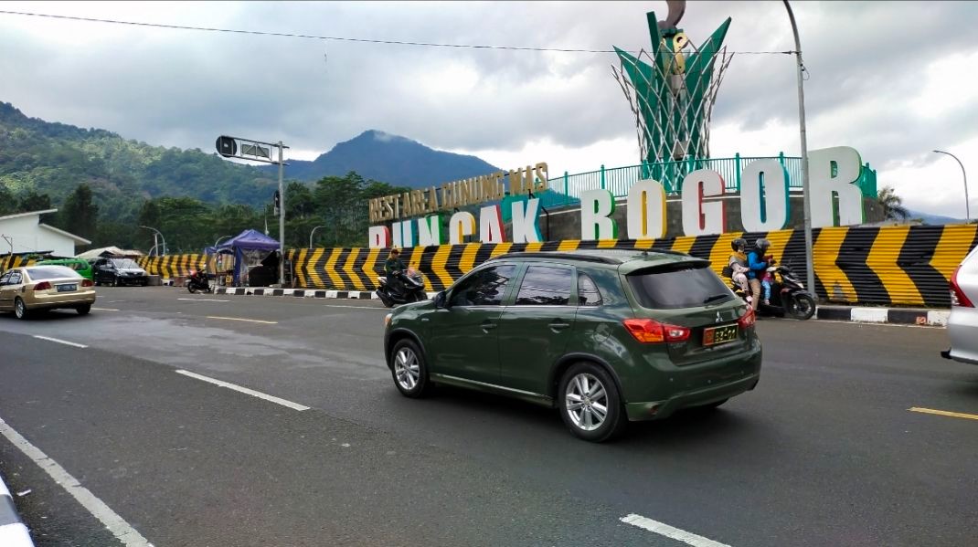 Cek Jadwal Buka Tutup One Way di Jalur Puncak Bogor Hari Ini